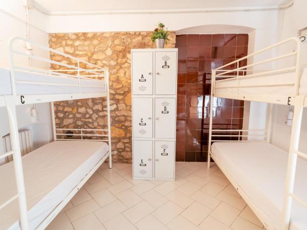 Forum Tarragona : photo 1 de la chambre lit dans dortoir 6 lits