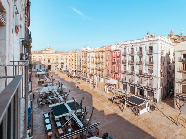 Forum Tarragona : photo 4 de la chambre chambre double avec balcon