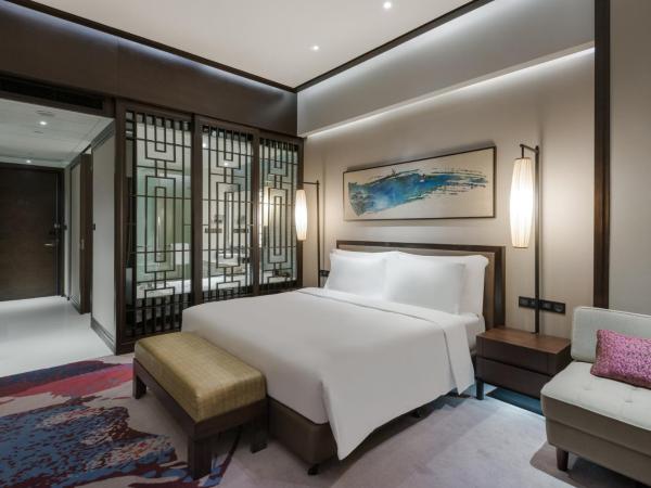 Crowne Plaza Chongqing New North Zone, an IHG Hotel : photo 1 de la chambre suite supérieure