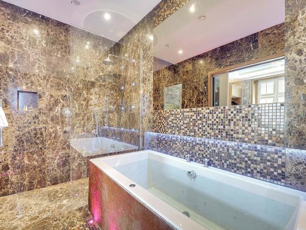 Mała Anglia Deluxe Rooms & SPA : photo 10 de la chambre chambre double deluxe