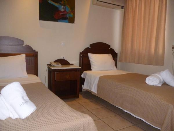 Hotel Byron : photo 8 de la chambre chambre double ou lits jumeaux