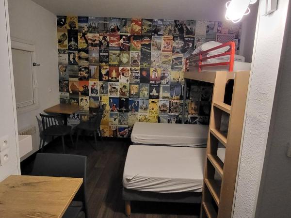 hotelF1 Dijon Nord : photo 7 de la chambre chambre familiale combi