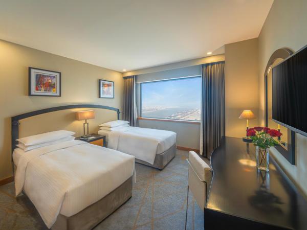 Hyatt Regency Galleria Residence Dubai : photo 4 de la chambre appartement familial deluxe avec 4 chambres deluxe et cuisine (10 % de réduction sur les soins spa)