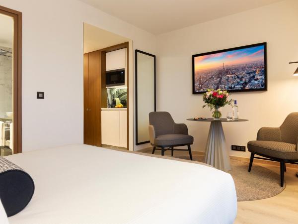 La Clef Tour Eiffel Paris by The Crest Collection : photo 2 de la chambre chambre supérieure
