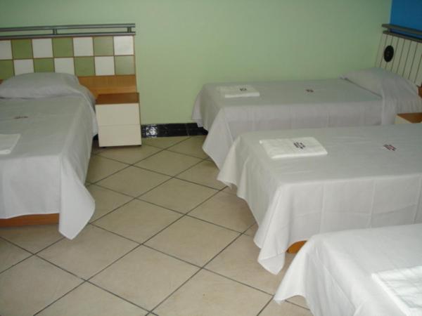 Hotel Villa da Penha : photo 2 de la chambre chambre quadruple