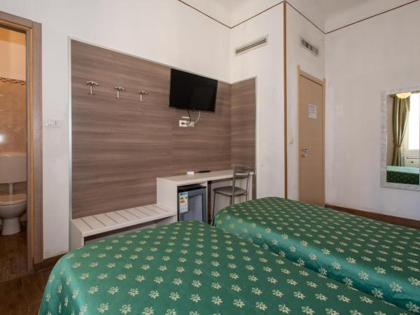 Hotel Piola : photo 8 de la chambre chambre lits jumeaux