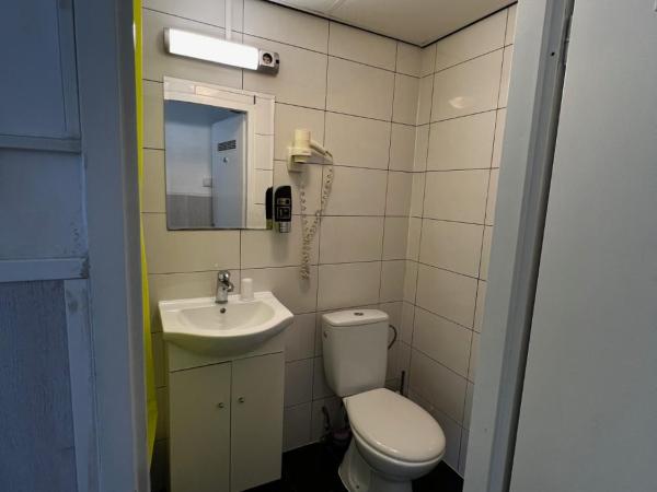 Budget Trianon Hotel : photo 6 de la chambre chambre double basique