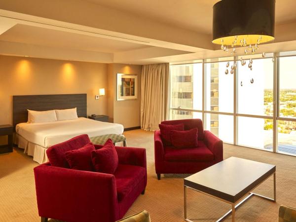 Hilton Mendoza : photo 3 de la chambre suite junior exécutive lit king-size