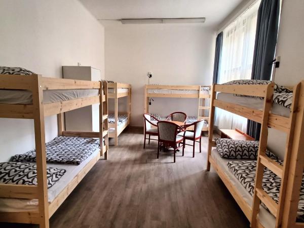 A Plus Hostel - Centrum : photo 2 de la chambre lit dans dortoir mixte de 8 lits 