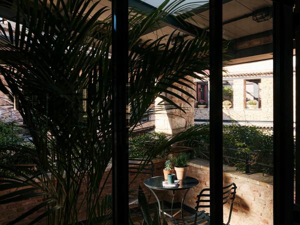 Not Hotel : photo 7 de la chambre suite supérieure levanda avec balcon privé - Étage supérieur