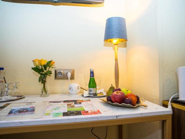 City Pension Stephansplatz I Self Check In : photo 7 de la chambre chambre supérieure