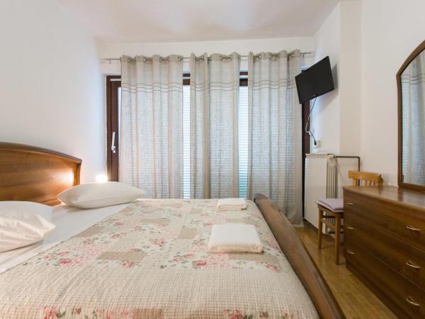 Bed & Breakfast Mario : photo 1 de la chambre chambre double avec balcon