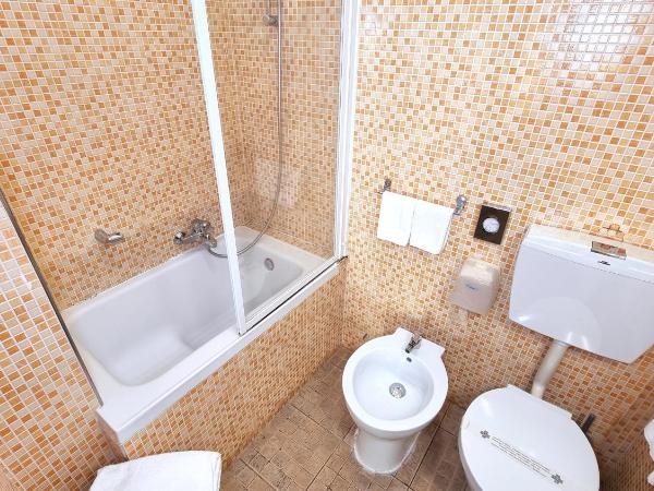 Green Class Hotel Astoria : photo 10 de la chambre chambre double