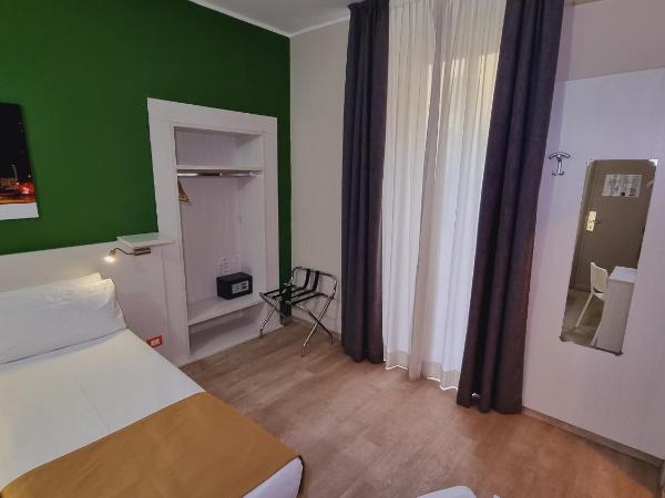 Green Class Hotel Astoria : photo 2 de la chambre chambre lits jumeaux