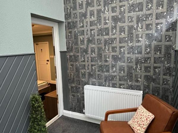 Charlotte Guest House : photo 10 de la chambre chambre quadruple