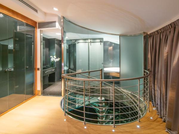 Hotel Starc by Pierre & Vacances Premium : photo 7 de la chambre suite junior avec terrasse