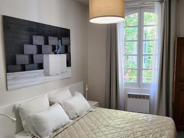 La Résidence Arles Centre : photo 3 de la chambre appartement 2 chambres