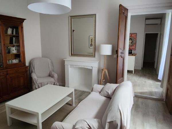 La Résidence Arles Centre : photo 1 de la chambre appartement 2 chambres