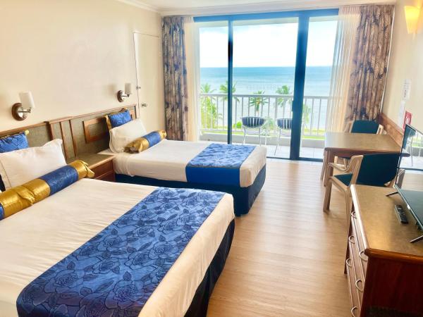 Acacia Court Hotel : photo 2 de la chambre chambre double ou lits jumeaux deluxe - vue sur océan