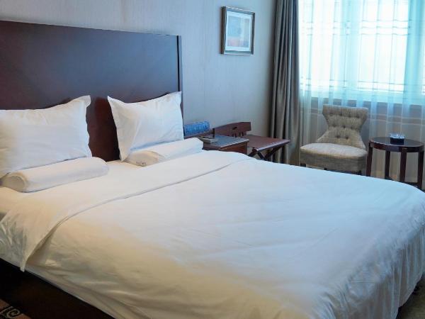 Sun Moon Lake Hotel Dalian : photo 3 de la chambre chambre supérieure lit queen-size