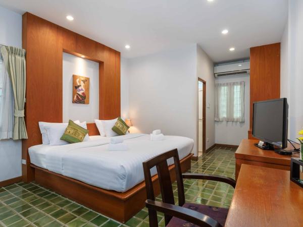 Charlie House Pin Klao : photo 4 de la chambre chambre lit king-size deluxe