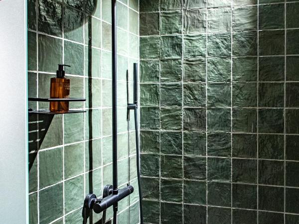 Altstadthotel Weisses Kreuz : photo 8 de la chambre double room stube