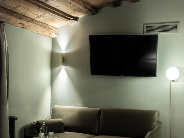 Altstadthotel Weisses Kreuz : photo 5 de la chambre double room stube