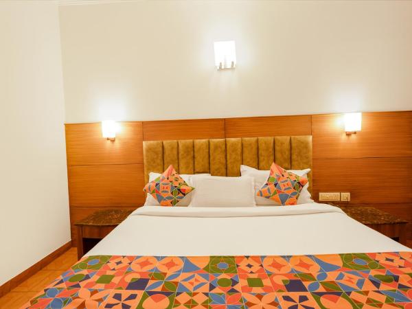 FabHotel Royale Basant Residency : photo 2 de la chambre chambre deluxe