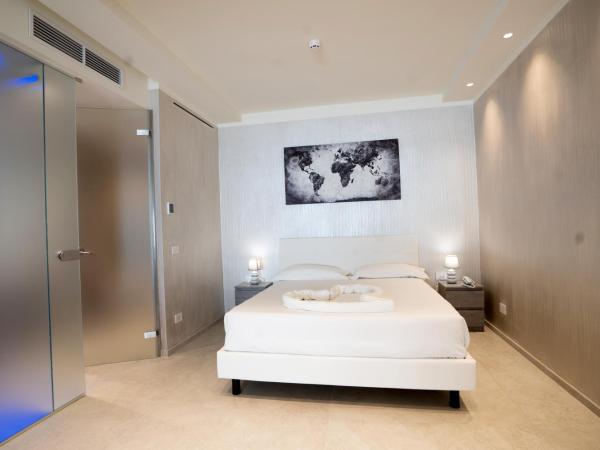 Catania Sea Palace Hotel : photo 10 de la chambre suite avec jacuzzi