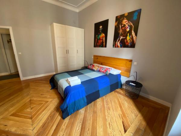 Arc House Madrid - Puerta del Sol Only Adults : photo 6 de la chambre chambre quadruple avec salle de bains privative