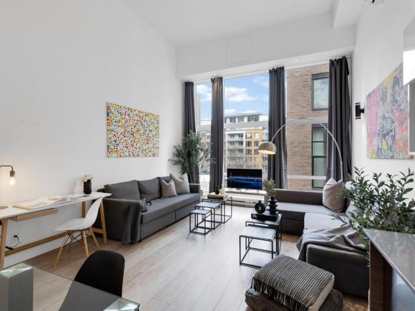 Liv MTL Downtown : photo 2 de la chambre downtown-501 | spacious penthouse duplex + mezzanine mtl