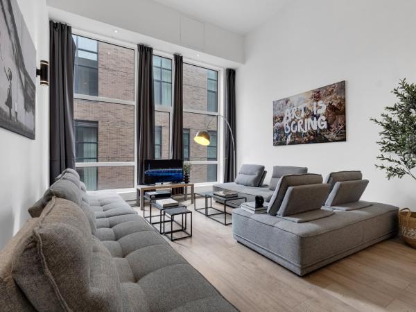 Liv MTL Downtown : photo 2 de la chambre downtown-404 | spacious penthouse duplex + mezzanine mtl