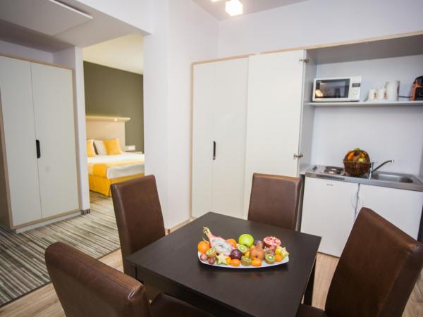 Park Inn By Radisson Budapest : photo 5 de la chambre suite junior avec cuisine