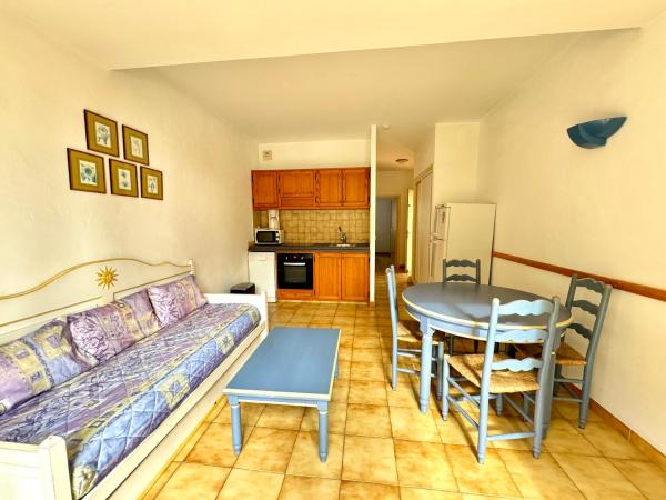 Parc et Résidence le Provençal : photo 6 de la chambre one bedroom apartment with terrace