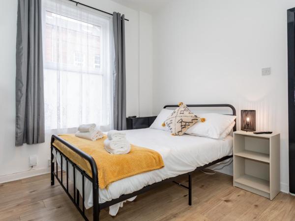 Castlereagh guest House : photo 2 de la chambre chambre double