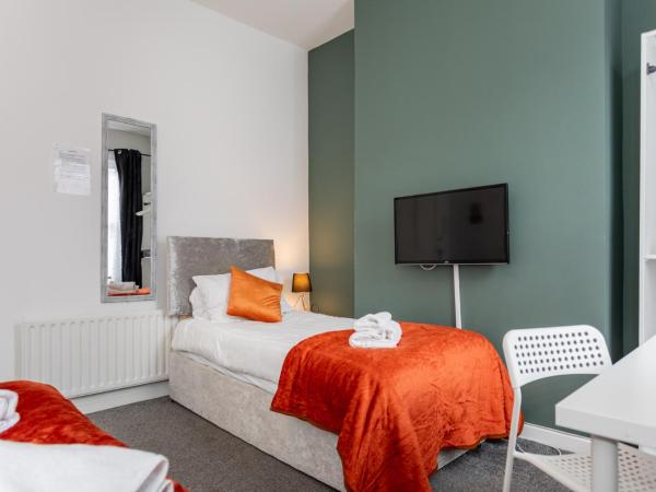 Castlereagh guest House : photo 7 de la chambre chambre triple confort