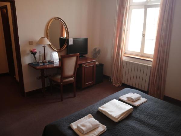 Retro Hotel Villa Ostrava : photo 2 de la chambre chambre double ou lits jumeaux