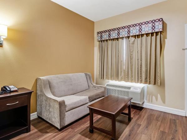 Americas Best Value Inn - FM 529 : photo 2 de la chambre chambre lit king-size