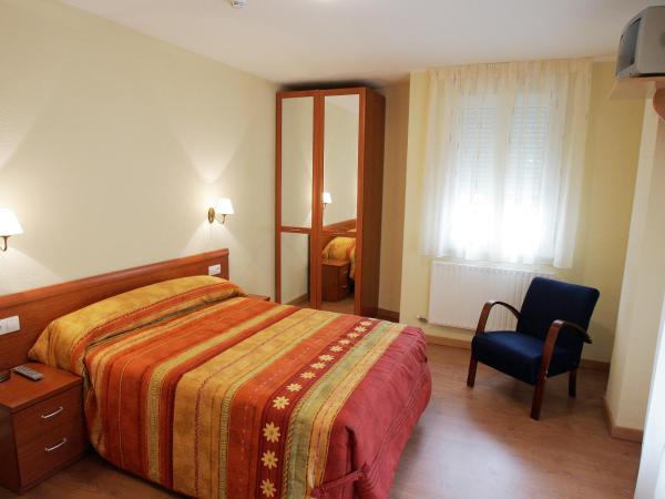 Hostal Hispanico II : photo 5 de la chambre chambre double
