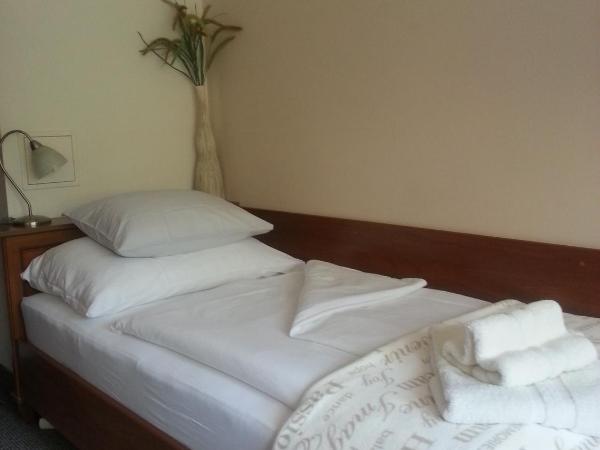 Pension Villa Marit : photo 5 de la chambre chambre lits jumeaux standard