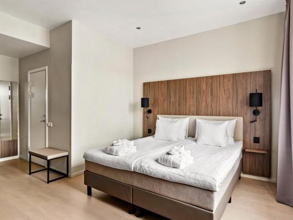 Best Western Hotel Karlaplan : photo 8 de la chambre chambre lit king-size supérieure avec canapé-lit