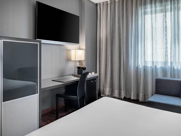 AC Hotel Madrid Feria by Marriott : photo 6 de la chambre chambre lit queen-size standard plus