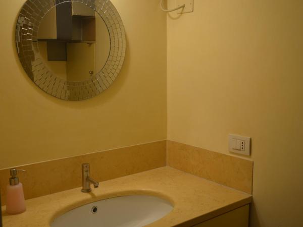 Ariberto21 : photo 6 de la chambre appartement 1 chambre - trois niveaux