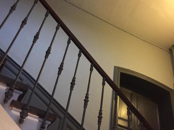 B&B
