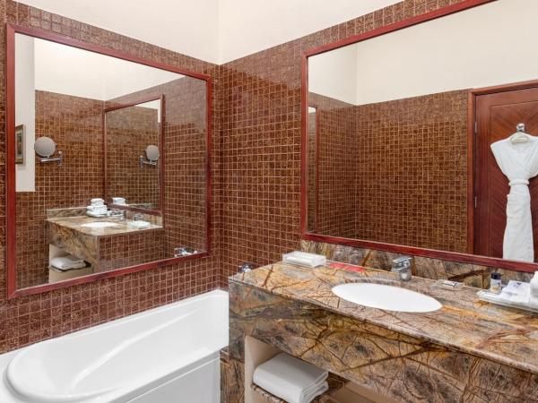 Ramada by Wyndham Jaipur Jaisinghpura : photo 2 de la chambre premium deluxe twin room - non-smoking