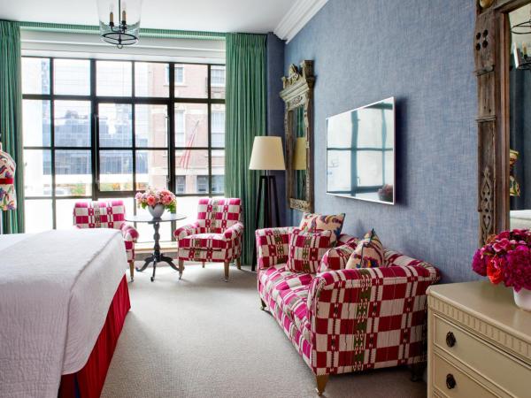 The Whitby Hotel : photo 2 de la chambre suite junior