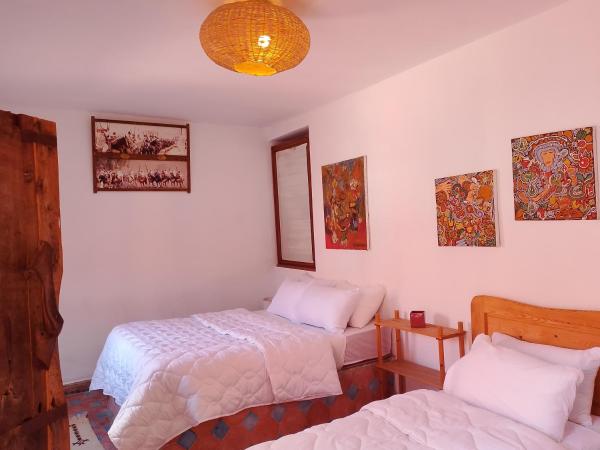 Riad Ocean Beach Douira : photo 5 de la chambre chambre double avec salle de bains privative