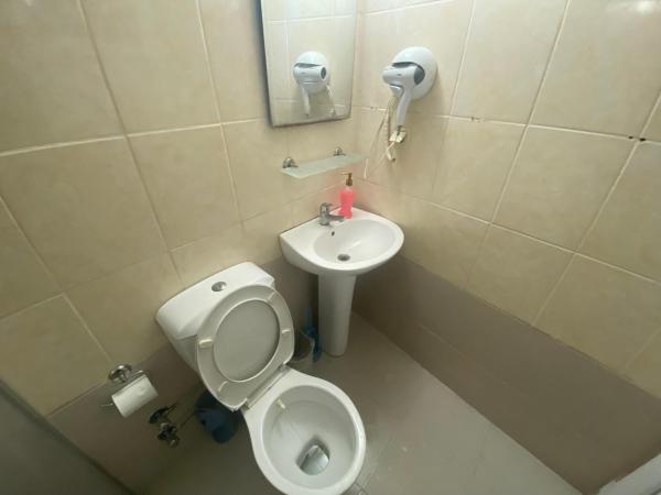 Camel Hotel & Apart : photo 3 de la chambre chambre triple avec salle de bains privative