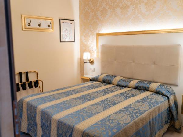 Hotel Tivoli : photo 1 de la chambre chambre double ou lits jumeaux supérieure