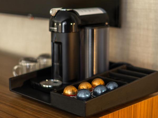 The Lord Nelson Hotel & Suites : photo 4 de la chambre chambre queen classique